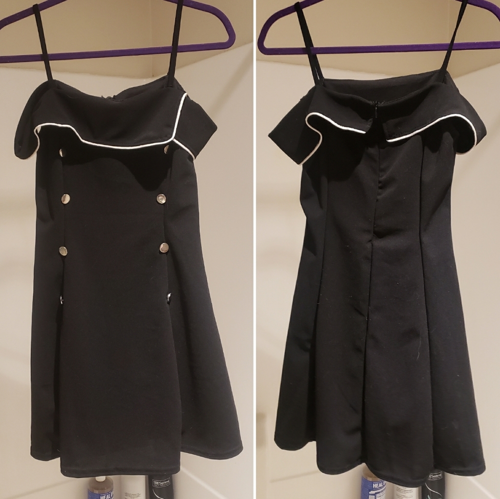 CHIC black flare dress NWT